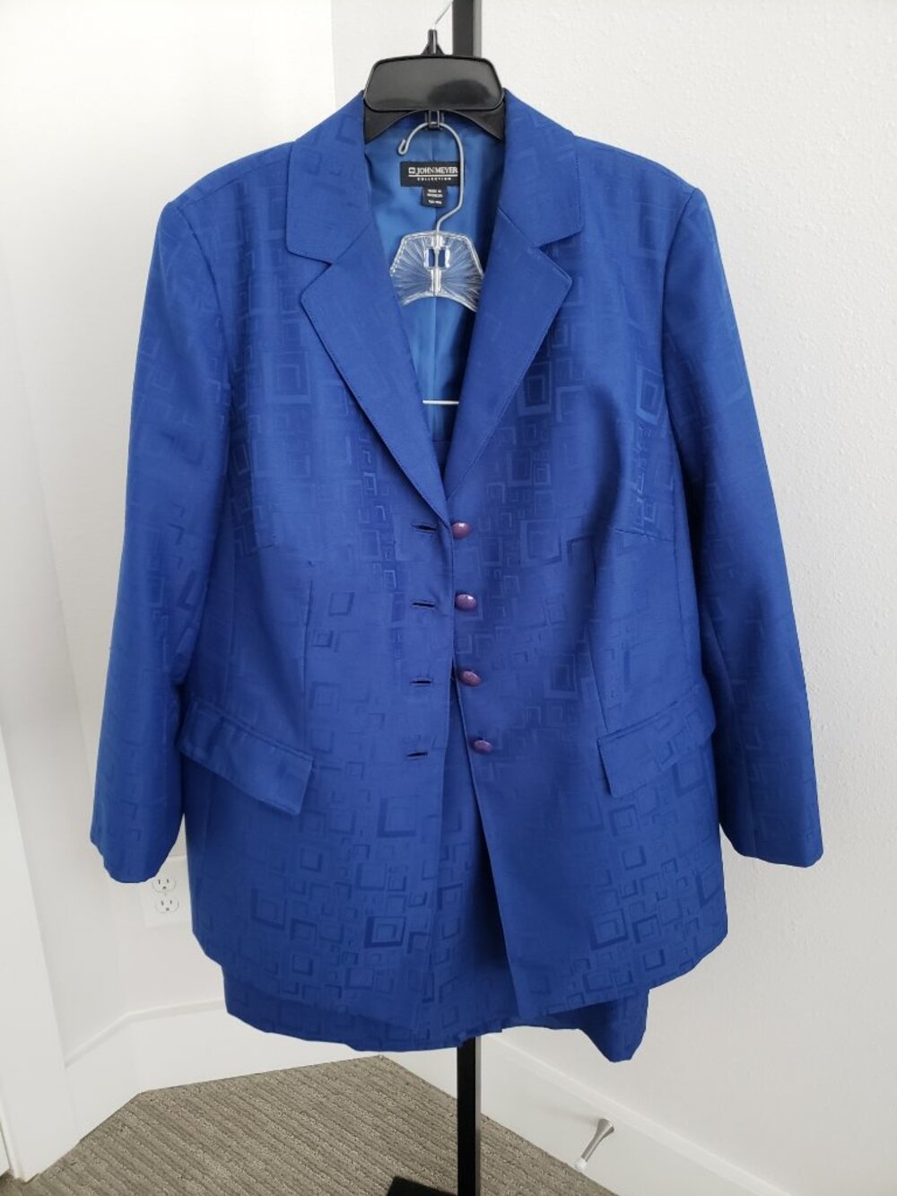 (EUC)  John Meyer Blue Woman's 2pc Suit (Size: 18W)